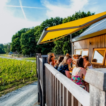 Luxury Under the Stars with Breakfast, Wine Tasting and Tour