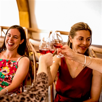 Luxury Under the Stars with Breakfast, Wine Tasting and Tour