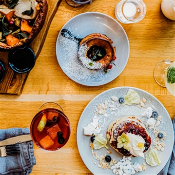 Pancakes and Cocktails. Your Bankside Day Date.