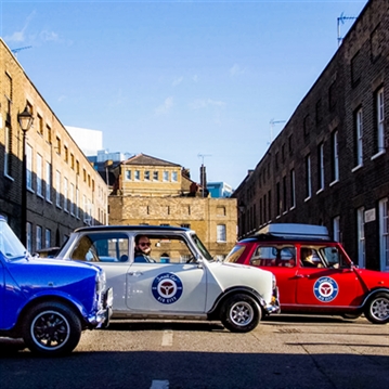 Classic Mini Cooper Gin Bar Adventure