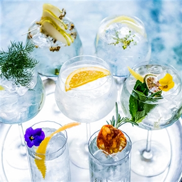 Classic Mini Cooper Gin Bar Adventure