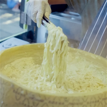 A Tasty Asian Food Hunt in Soho for Two