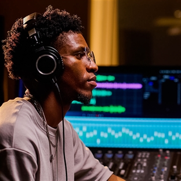 Be a DJ for a Day with Jules Jay