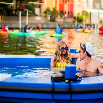 Hot Tub Boat London for Two