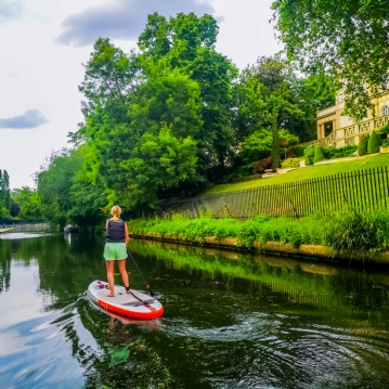 Learn to Paddle Board Through London