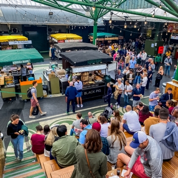 London Bridge Food Tour: History, Ghosts & Gourmet Tastings