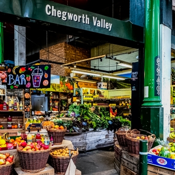 London Bridge Food Tour: History, Ghosts & Gourmet Tastings