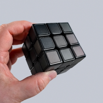 The Official Rubik's Thermochromic Phantom