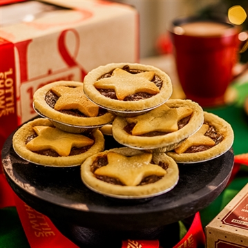 Lottie Shaw's Family Christmas Hamper