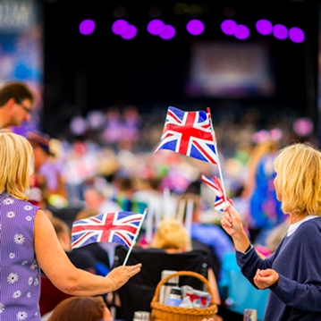 Outdoor Proms Concert for Two