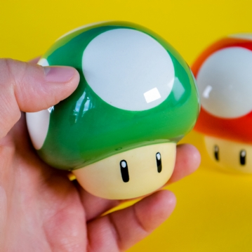 Super Mario Mushroom Salt and Pepper