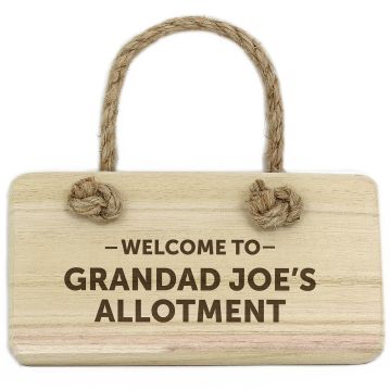 personalised wooden welcome sign
