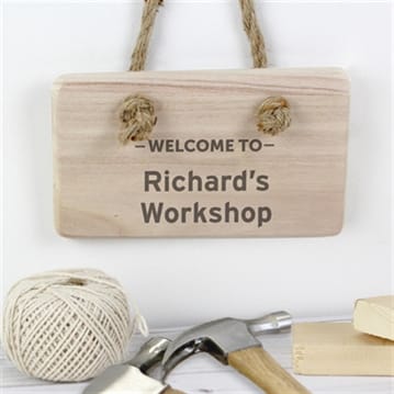 personalised wooden welcome sign