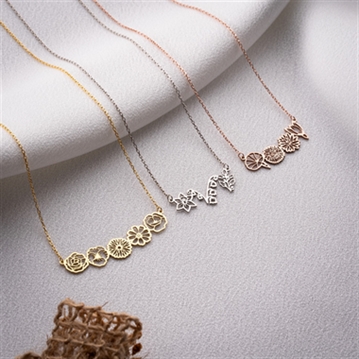 Personalised Birth Flower Family Link Necklace