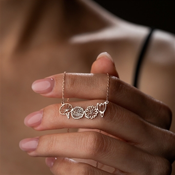 Personalised Birth Flower Family Link Necklace