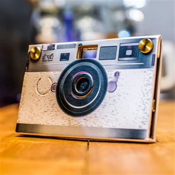 Paper Shoot Camera Case - Old Classic (White)