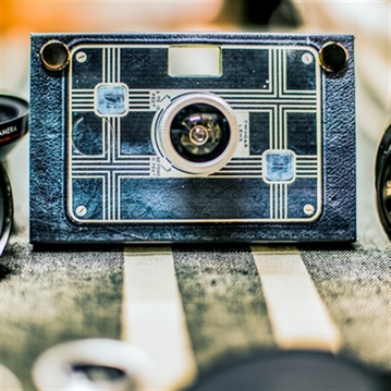 Paper Shoot Camera Case - Vintage Camera (1933)