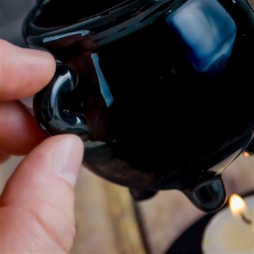 Hanging Cauldron Oil Burner