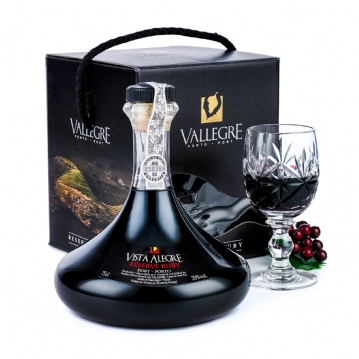 Vista Alegre Reserve Ruby Port in Decanter
