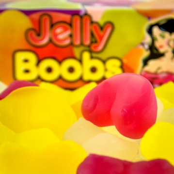 Jelly Boobs 