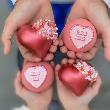 Set of 4 Hot Chocolate Love Bombs