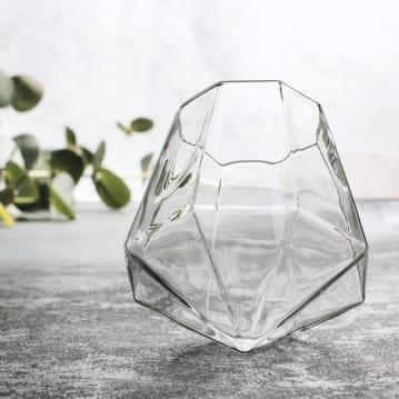 Diamond Shaped Whisky Glasses