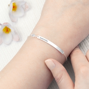 Swarovski engraved bracelet hot sale