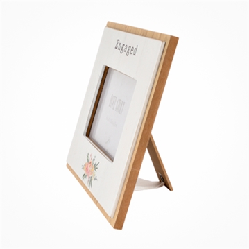 Engaged Love Story 6 x 4 Photo Frame