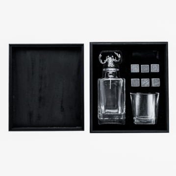 Whisky Stag Decanter, Glass & Cooling Stones Set