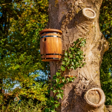Barrel Bird Nest box 