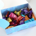 Thumbnail 2 - Personalised Cadbury Roses Gift Box 290g