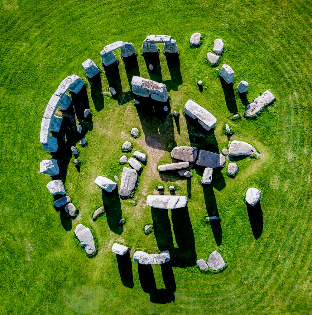 Activity Superstore Extended Stonehenge & Salisbury Plains Helicopter Tours (For 1)
