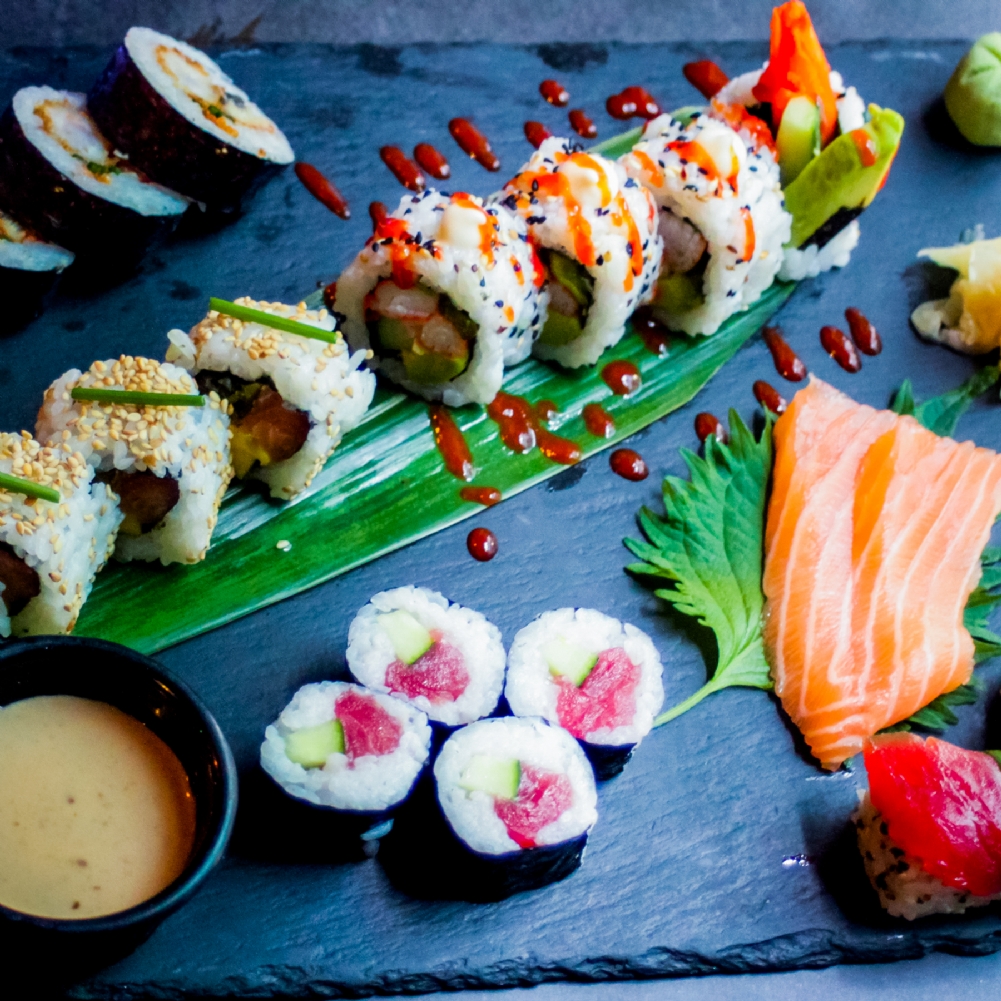 Activity Superstore Red Unlimited Asian Tapas & Sushi With Bottomless Beer Or Wine For Two