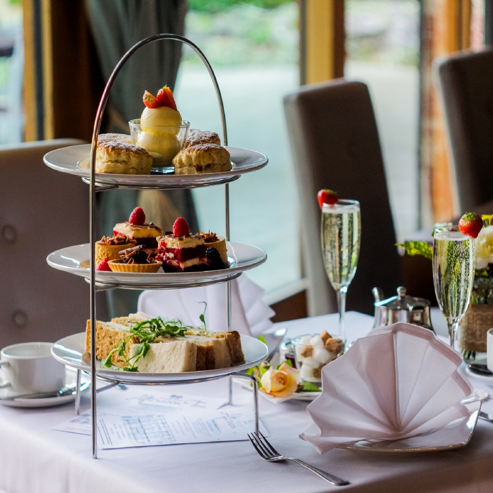 Activity Superstore Cream Sparkling Afternoon Tea For Two At Shendish Manor Hotel