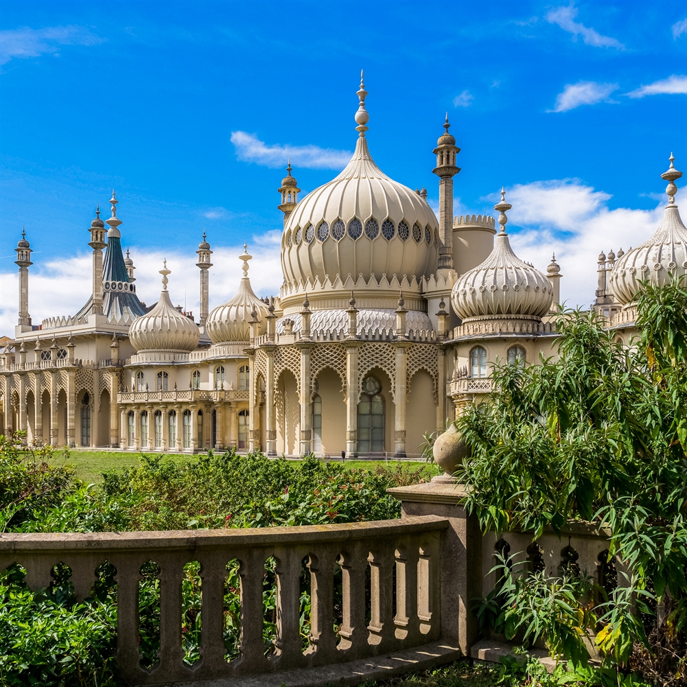 Activity Superstore Royal Pavilion And Sharing Board For Two At The Wine Cellar Brighton