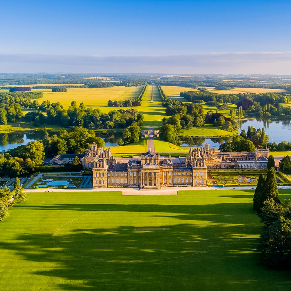 Activity Superstore Entrance To Blenheim Palace & Lunch At The Macdonald Bear Hotel For Two