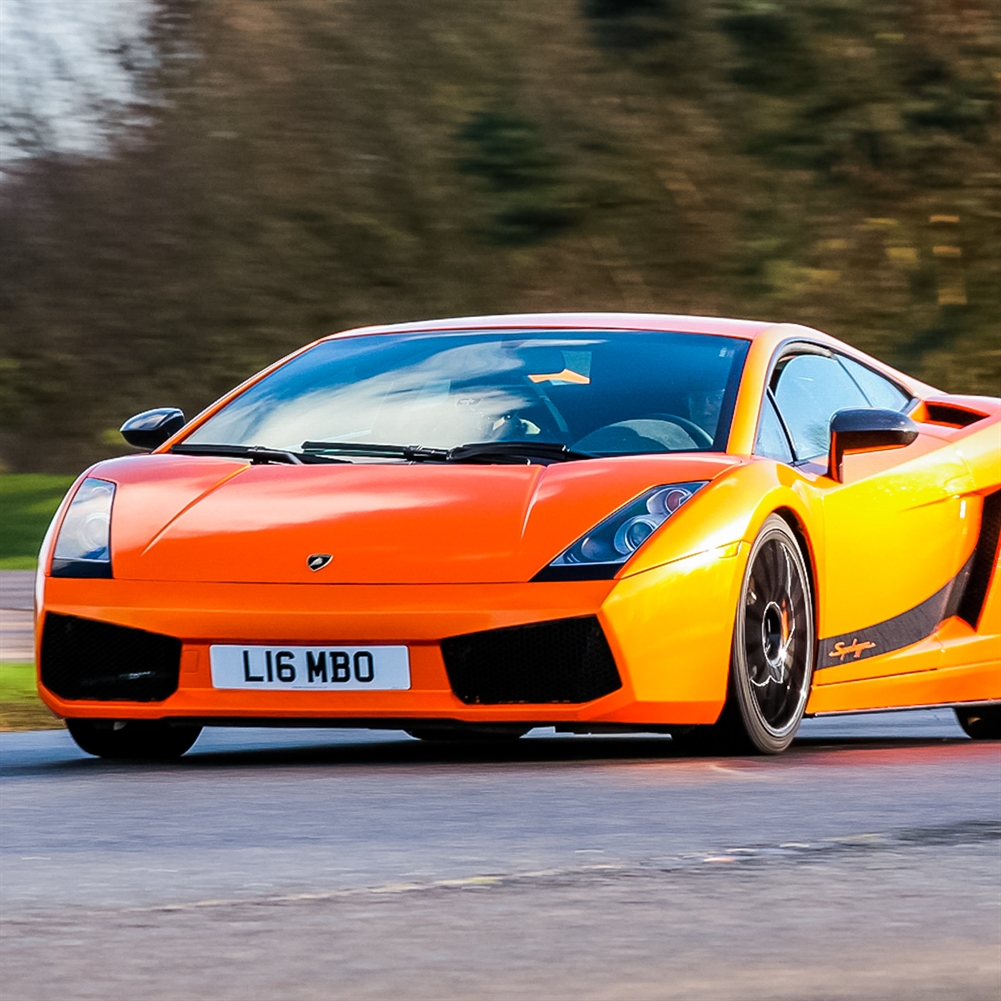 Activity Superstore Ultimate Ferrari Vs Lamborghini Driving Blast