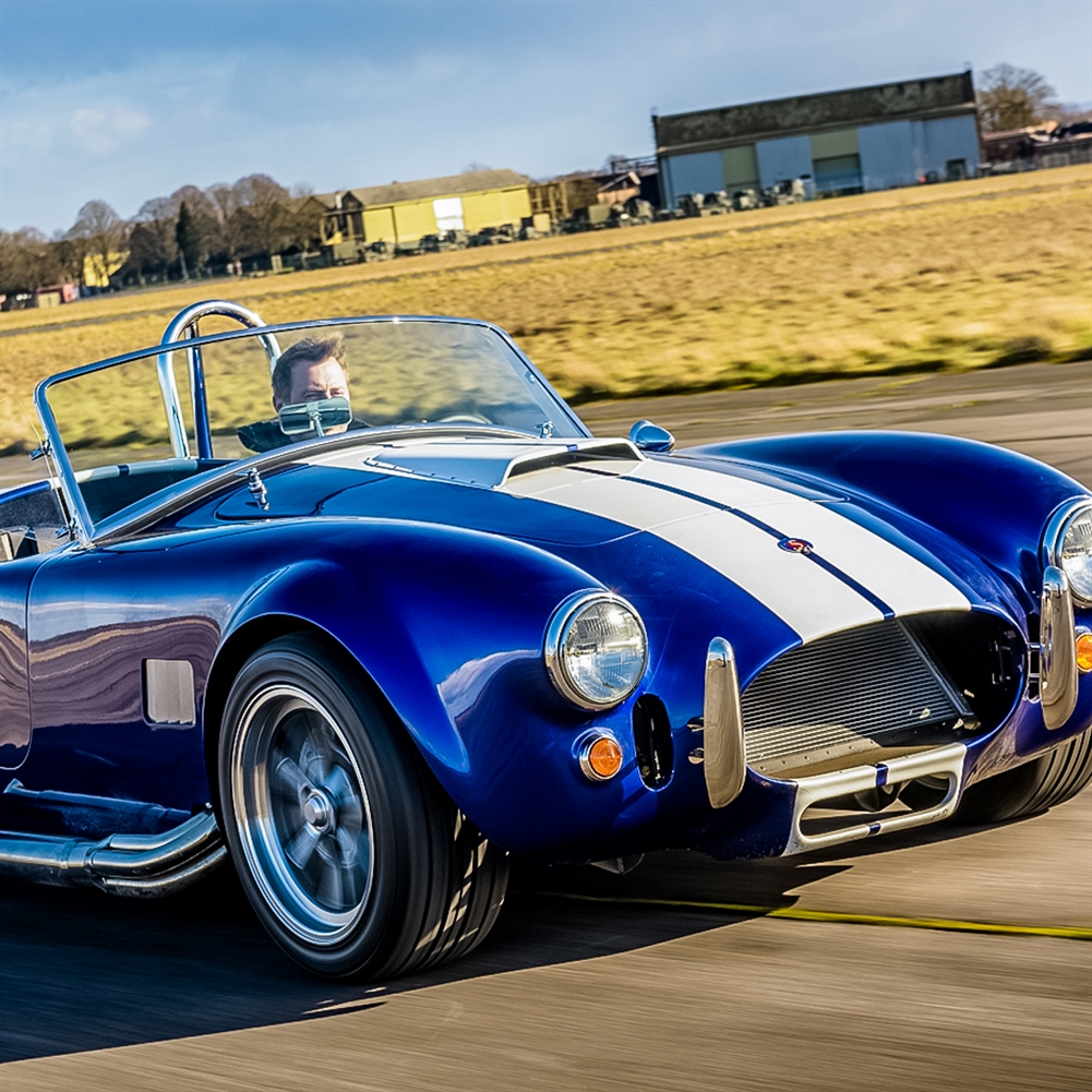 Activity Superstore Cobra Vs Gt40 Driving Blast