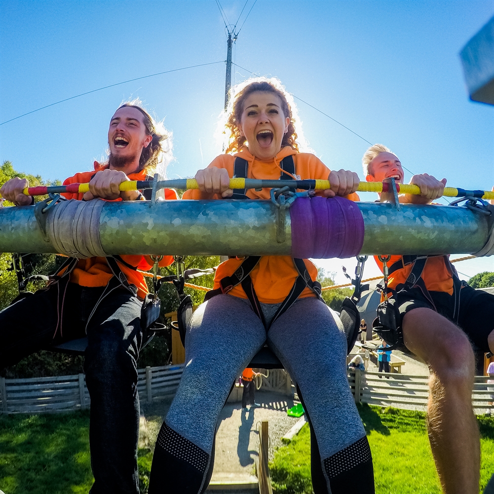 Activity Superstore Giant Swing At Hangloose Bluewater