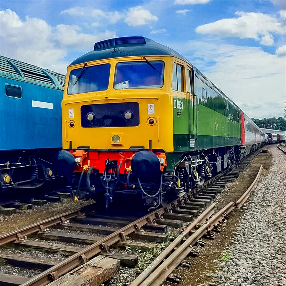 Activity Superstore Diesel Locomotive Drive