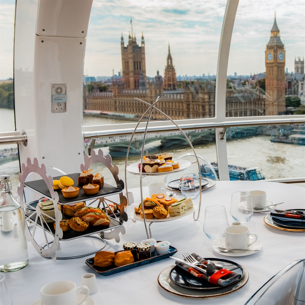 Activity Superstore Cream/Red London Eye Afternoon Tea & River Cruise For Two