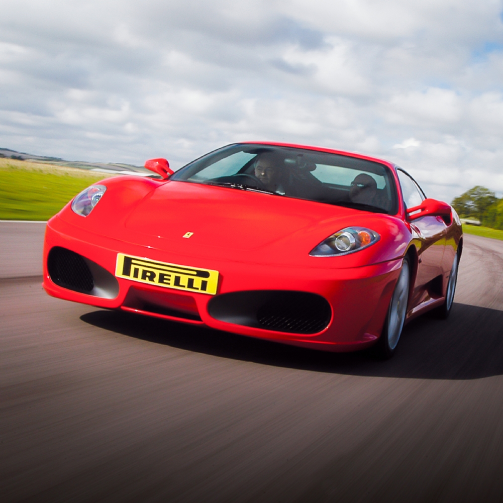 Activity Superstore White Vip Triple Supercar Thrill