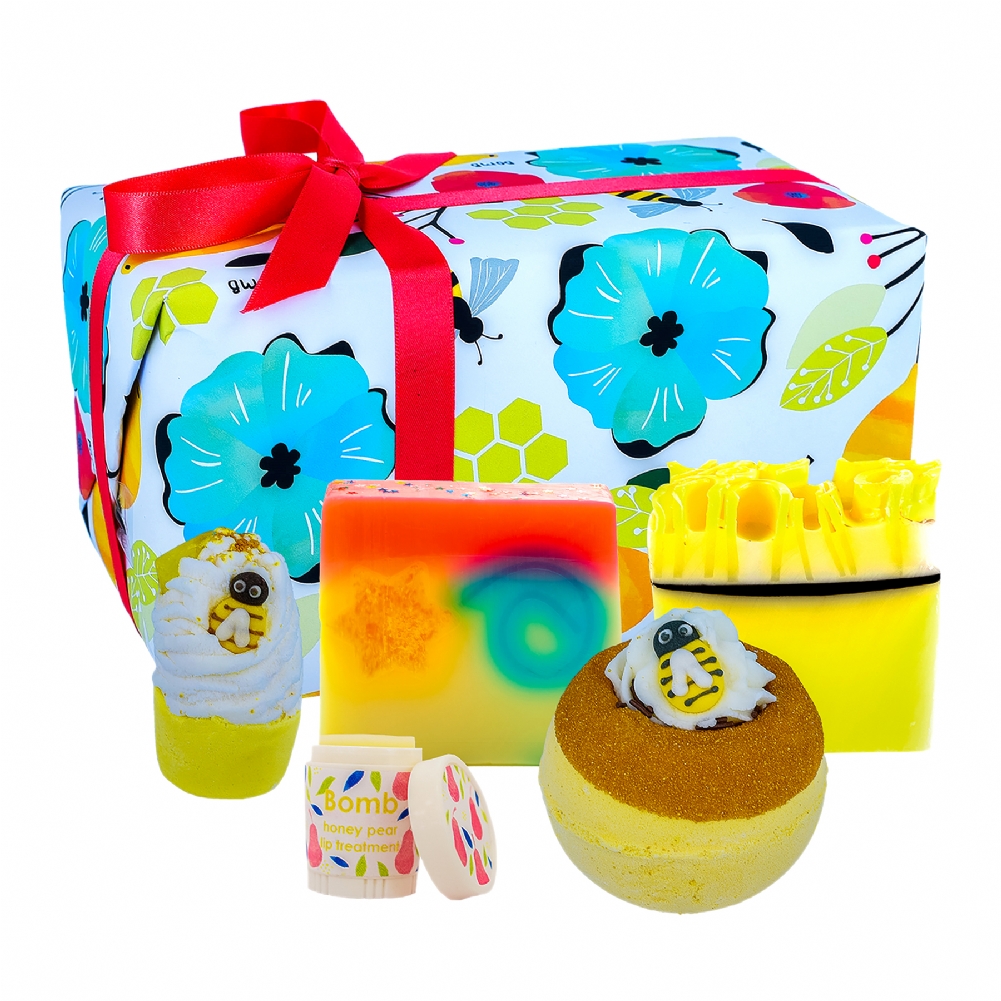 Bomb Cosmetics Bee-Autiful Wrapped Soap & Bath Gift Pack