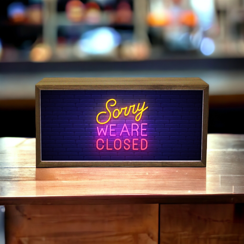 Echo Three Light Cool Sign Boxes (Sorry We Are Closed)