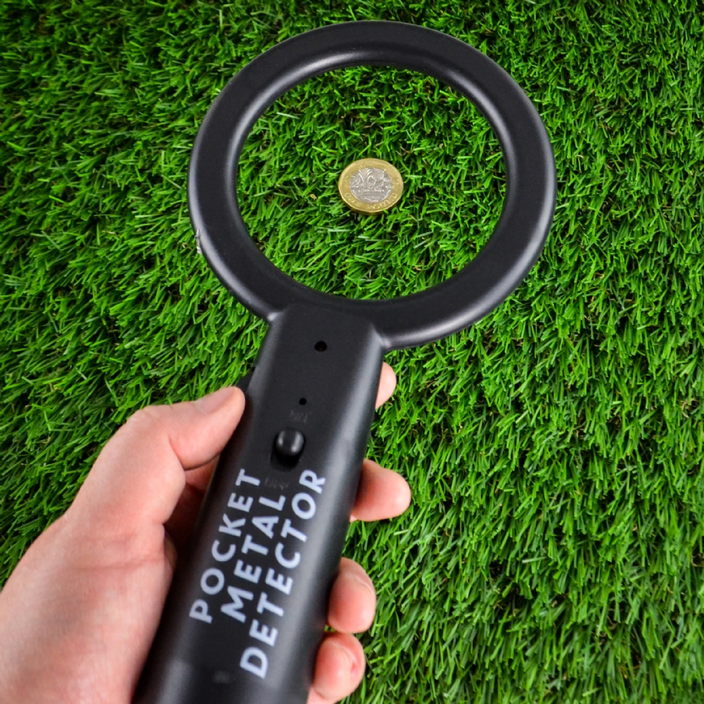 Funtime Gifts Pocket Metal Detector