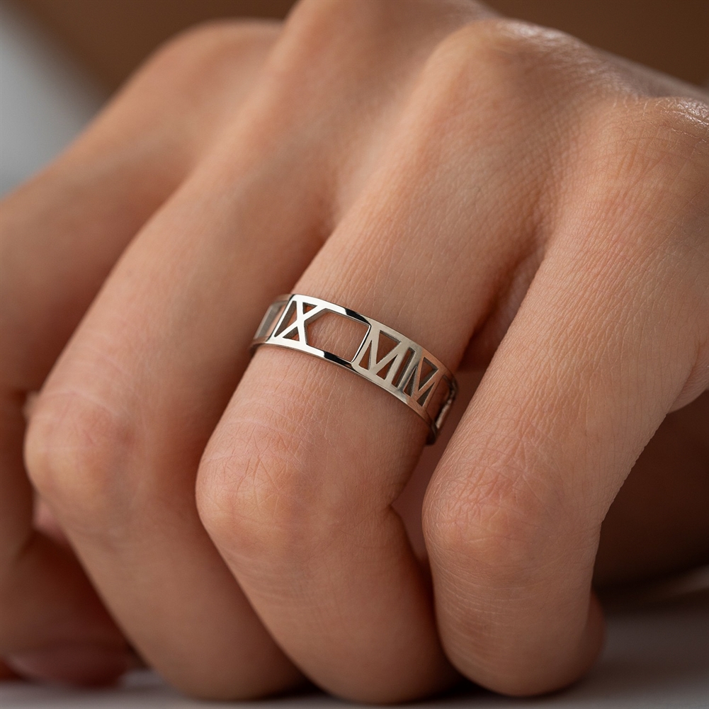 Potiega Silver Personalised Roman Numeral Ring (Sterling Plated)
