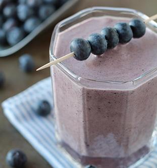 Blueberry Pomegranate Smoothie